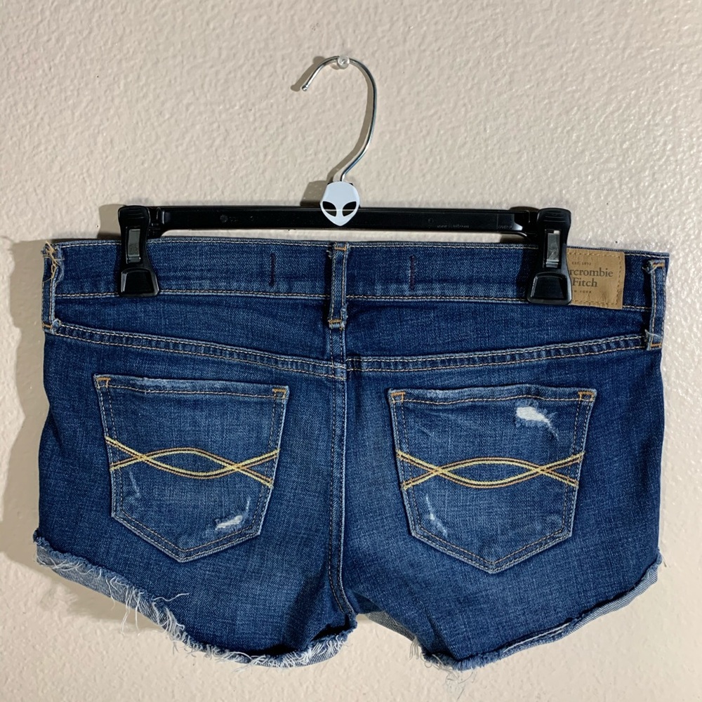 A&F Shorts - Picture 5 of 5